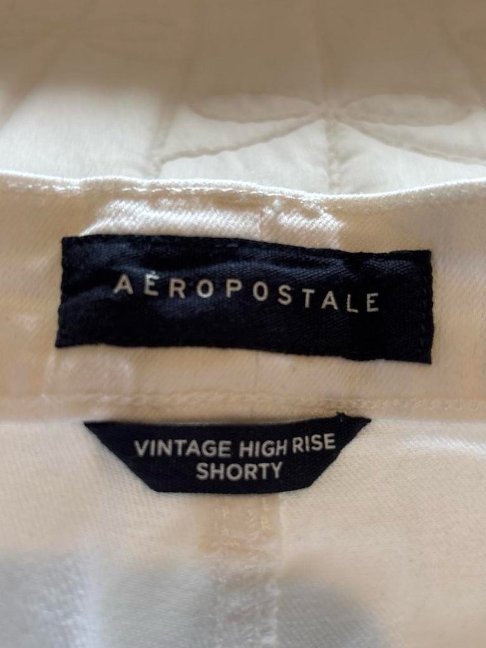 Aeropostale White Distressed Denim Jean Shorts - Picture 3 of 3